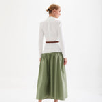 Lineva Beyaz Nervür Detaylı Bluz – Pamuk, Fermuar Kapamalı, Uzun Kollu, Minimal Kadın Gömlek Bluz