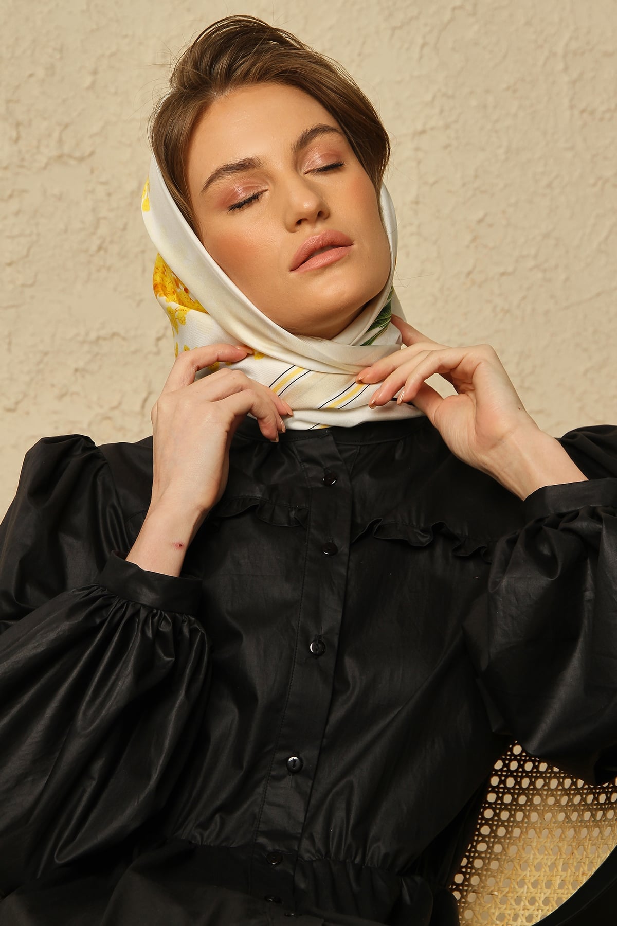 Mimosa Eşarp
