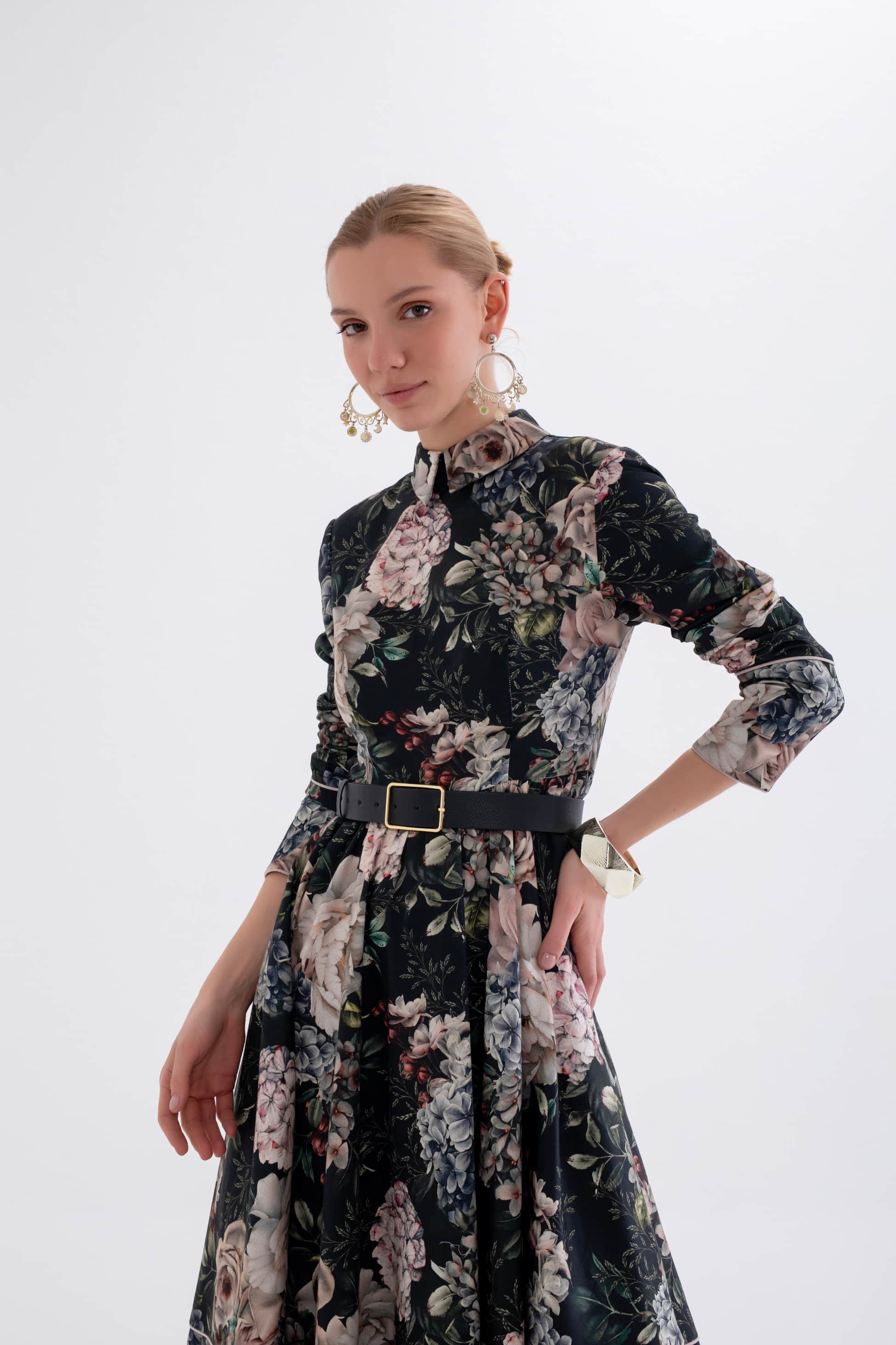 Peony Noire Siyah Çiçekli Kloş Elbise